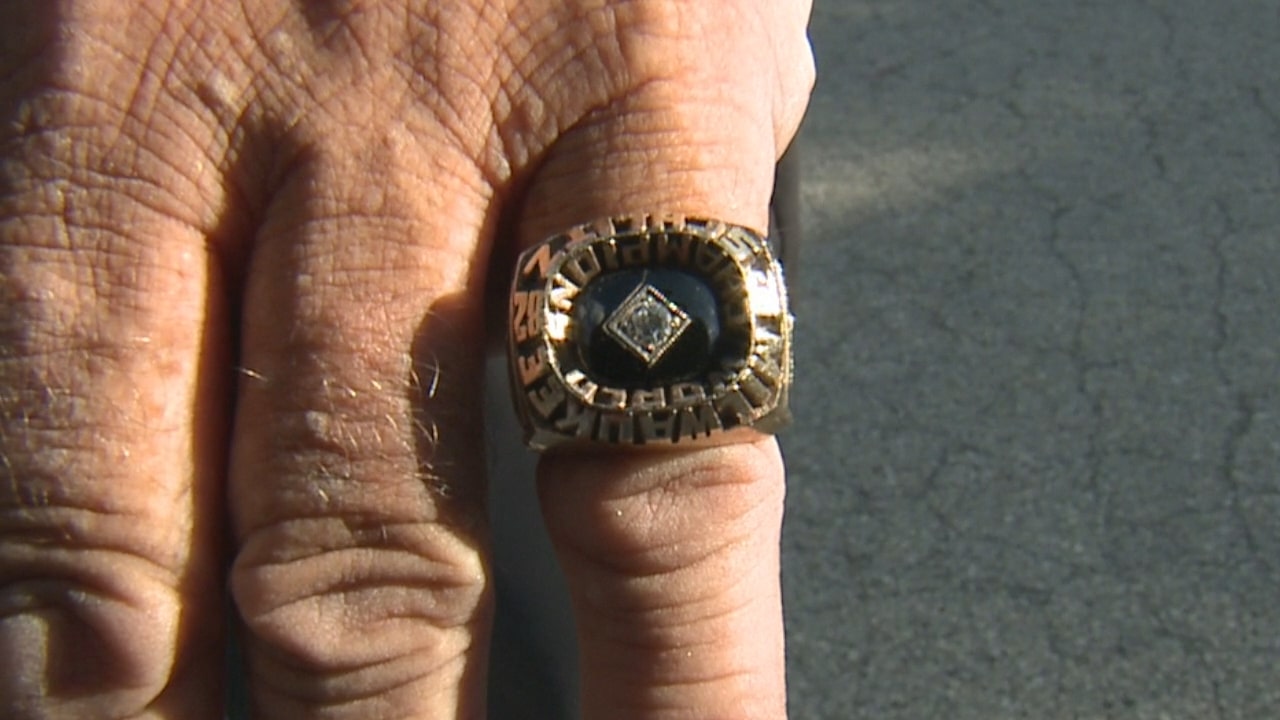 Reunion for Milwaukee Schlitz Slowpitch Softball team