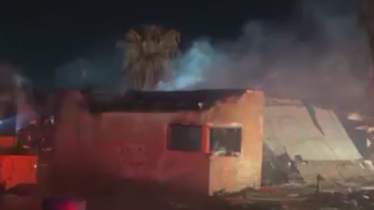 Firefighters investigate vacant home fire in Phoenix