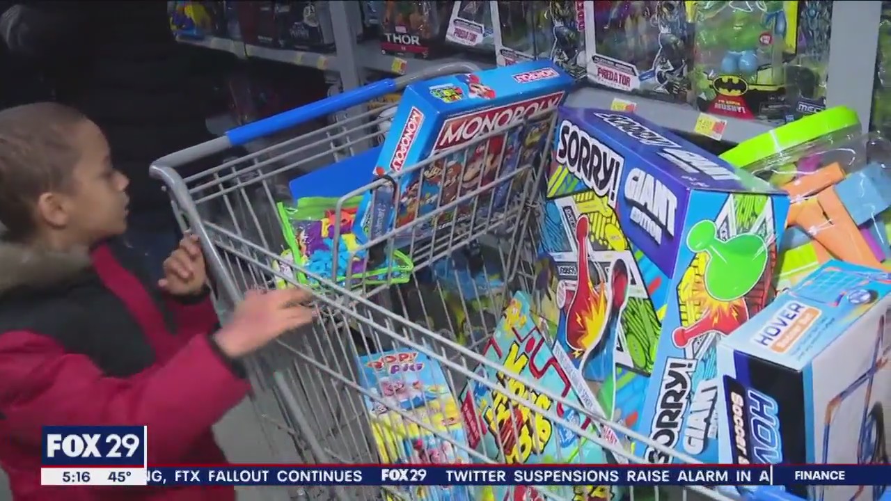 Holiday joy in South Philadelphia as annual Shop with a Cop kicked off