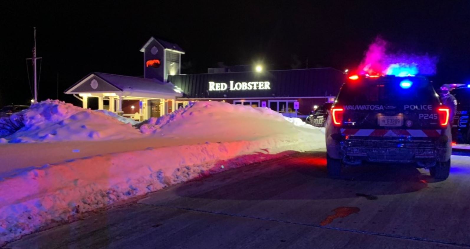 ‘Several detained’ after dispute ended with shots fired at Red Lobster