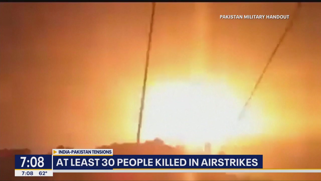 India launches air strike on Pakistan