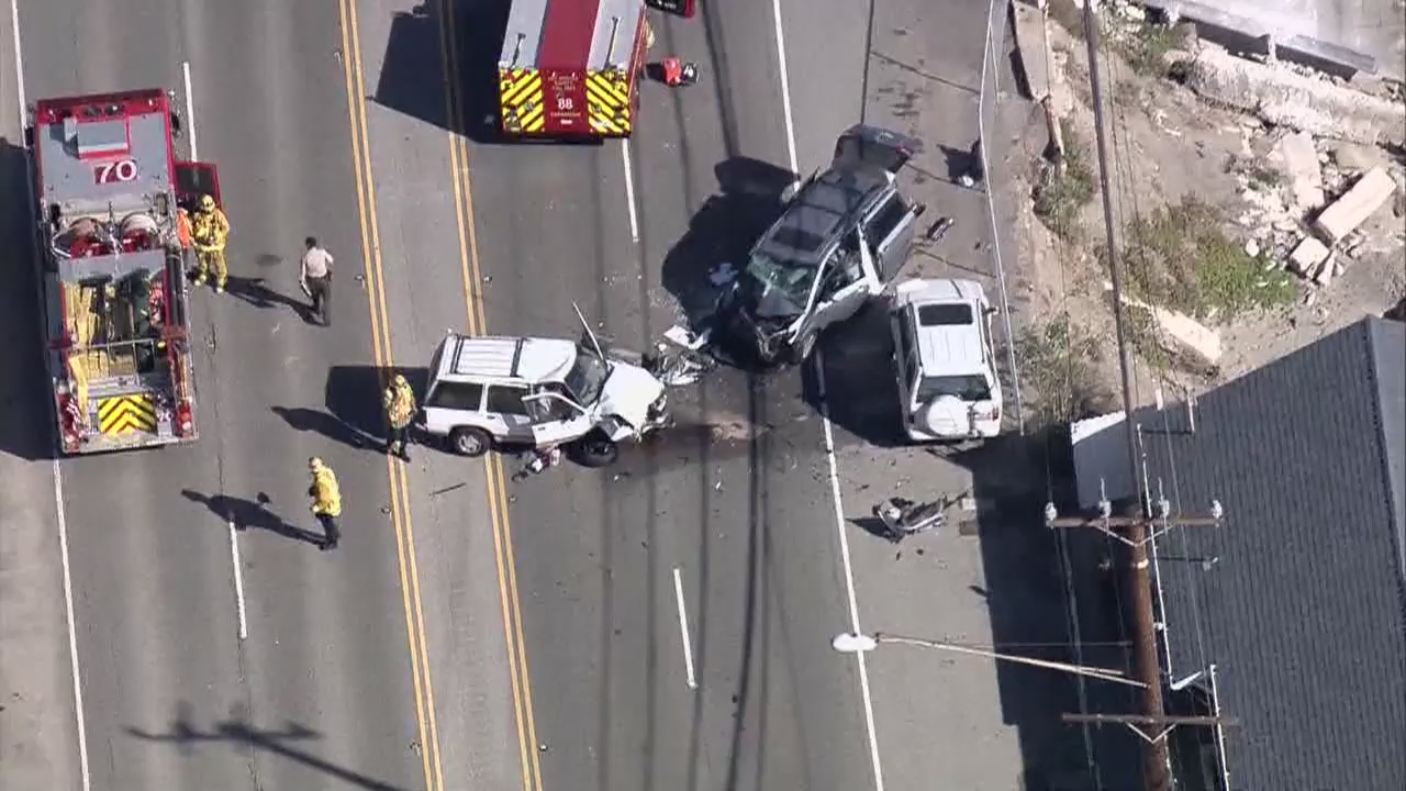 PCH shut down after multi-car wreck
