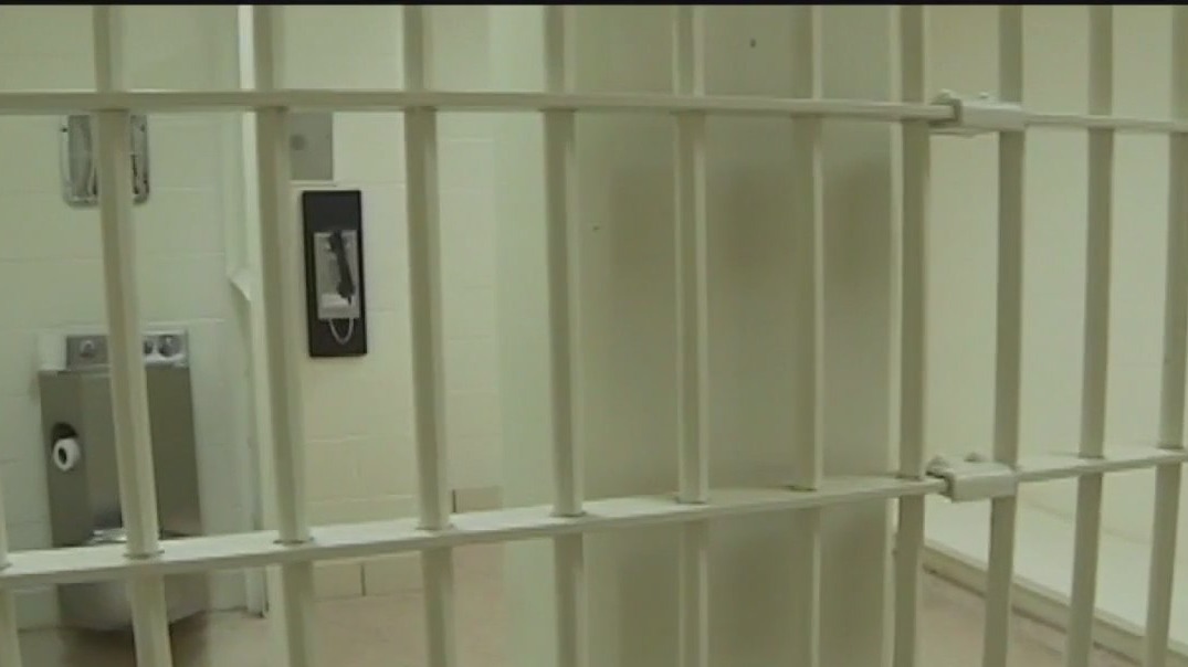 Texas lawmakers discuss bail reform package
