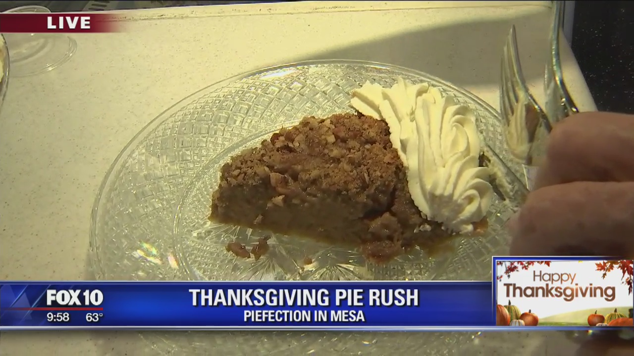 Thanksgiving pie rush