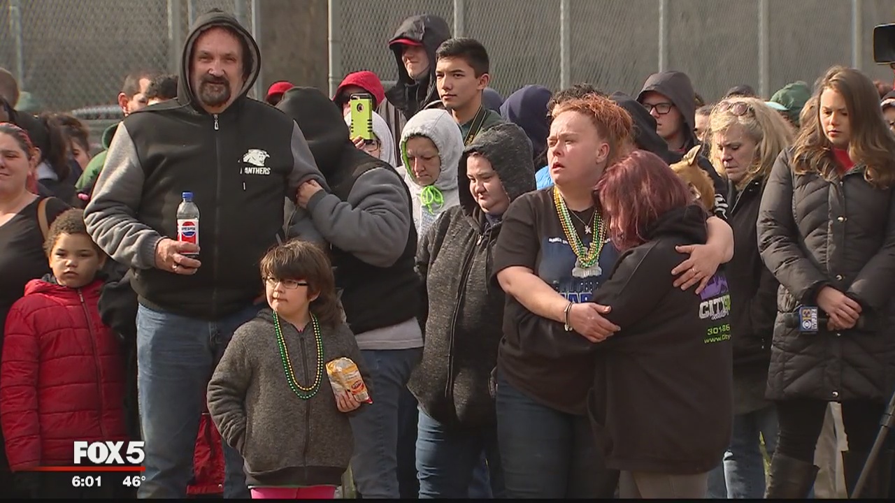 Vigil held for Great Mills High victim Jaelynn Willey