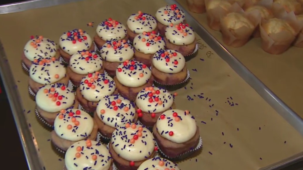 Phoenix bakery makes Suns-inspired desserts