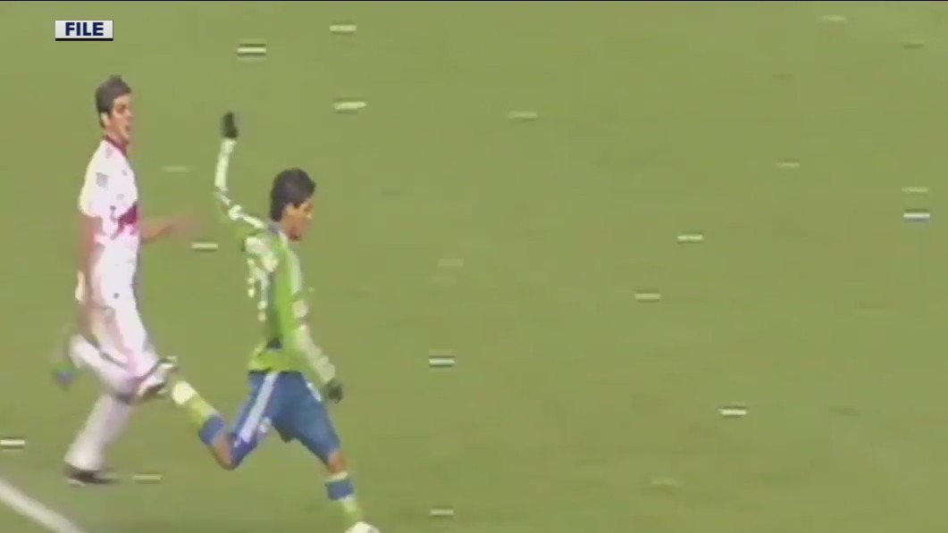 Sounders re-sign Fredy Montero