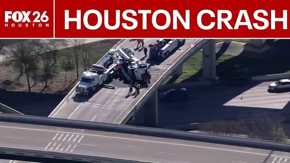 Raw aerials: Houston 18-wheeler crash at I-69, I-610