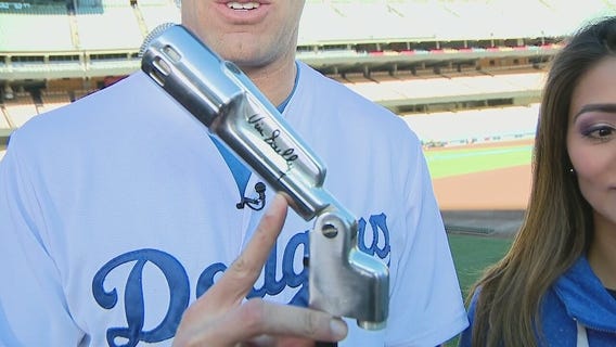 Chris Harvil talks sports art collectibles at Art of the Game