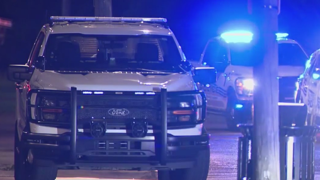 16-year-old dead, Detroit officer wounded in shooting