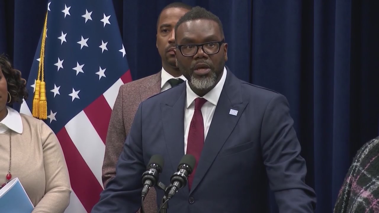 Chicago mayor's new migrant plan