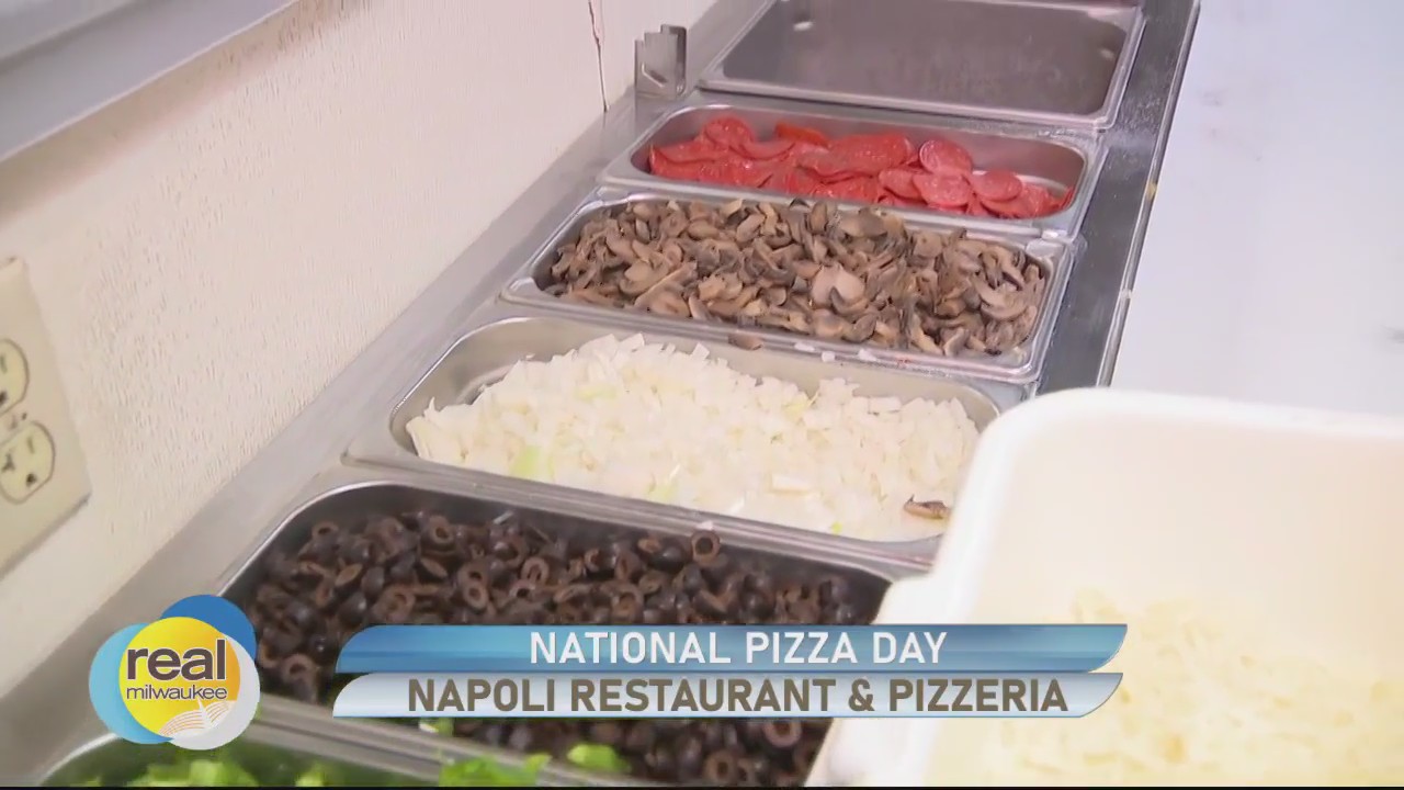 Napoli Restaurant & Pizzeria has been turning out pizzas for more than 30 years
