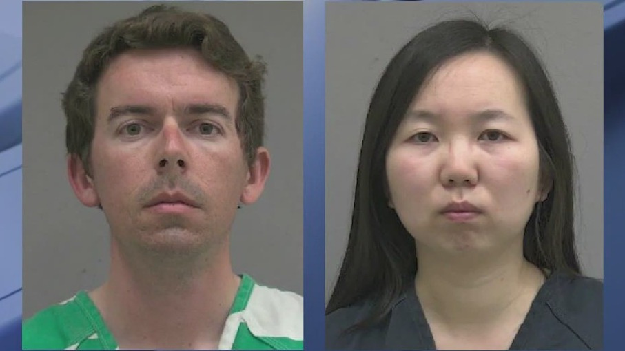 2 UF scientists caged their kids: Police