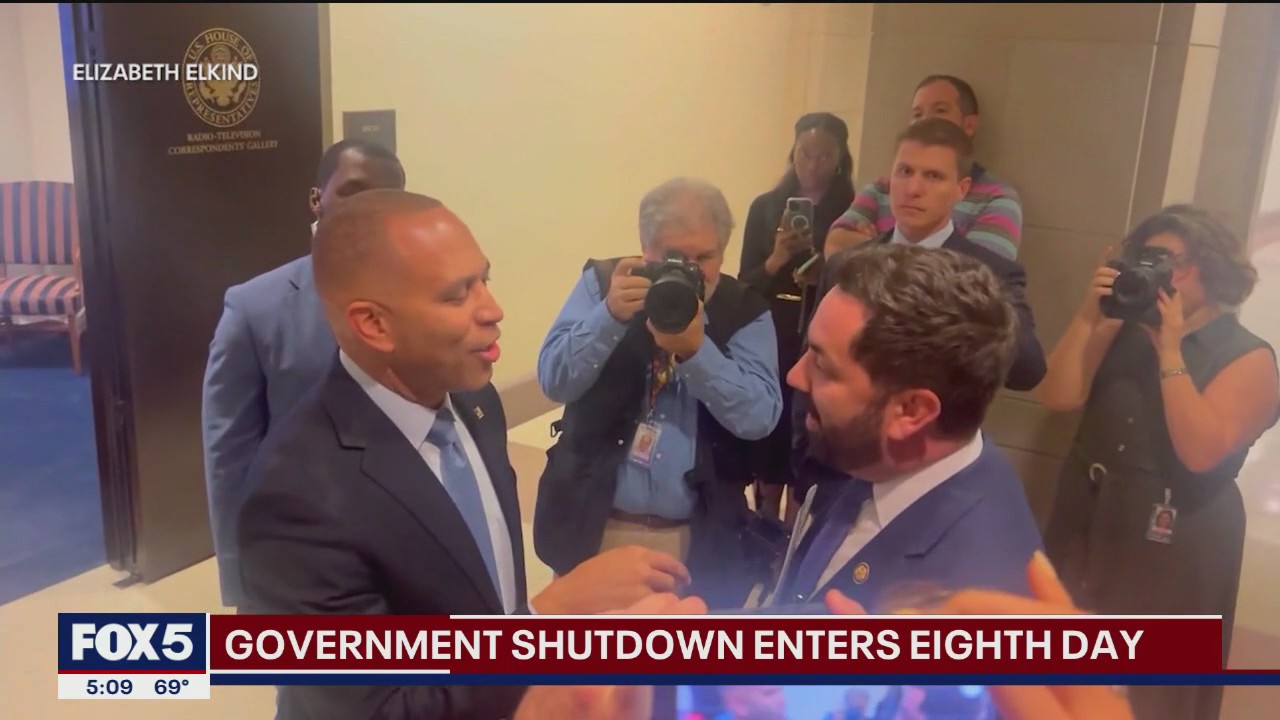 NY lawmakers clash as government shutdown enters second week