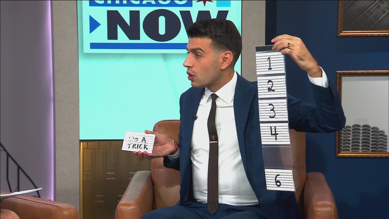 Magician Mark Clearview brings mind-blowing magic to A Magical Cirque Christmas in Chicago | ChicagoNOW