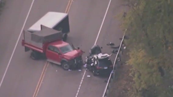 Kane County deputy critically injured in head-on crash