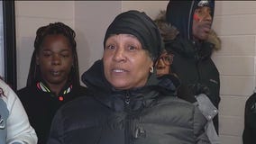 Chicago residents say apartment conditions are making them sick, demand repairs