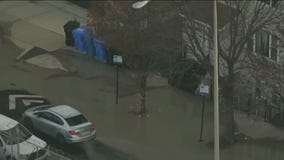 Water main break floods part of Chicago's Near North Side