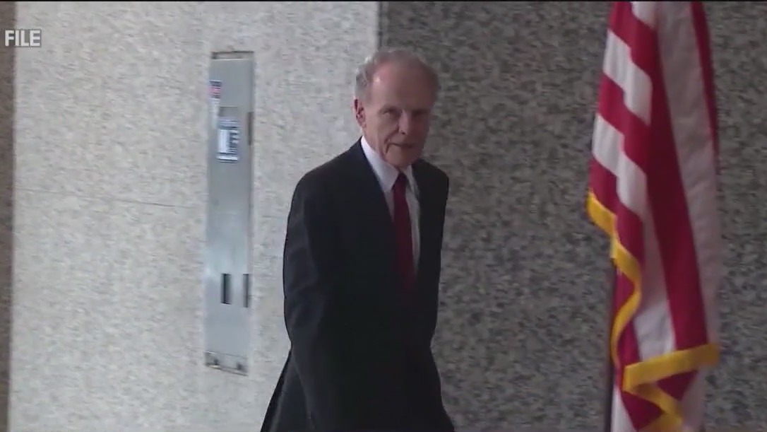 Mike Madigan asks President Trump for clemency