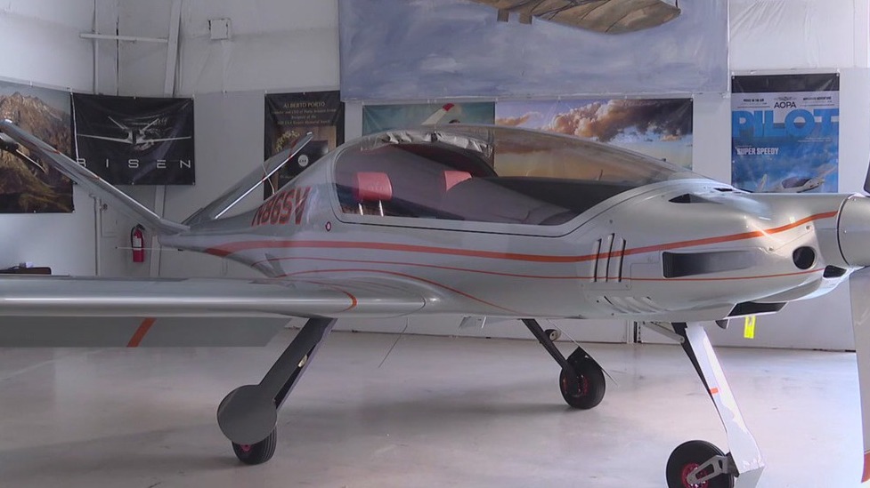 Lakeland Linder hosts affordable flying expo