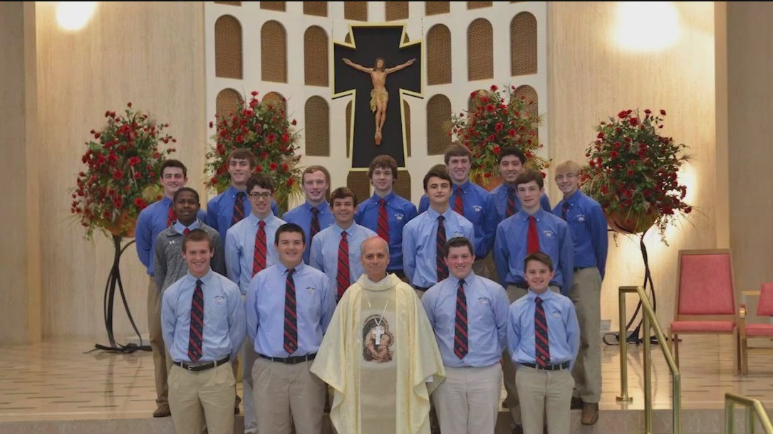 St. Rita community cheers as Pope Leo ascends to the Vatican