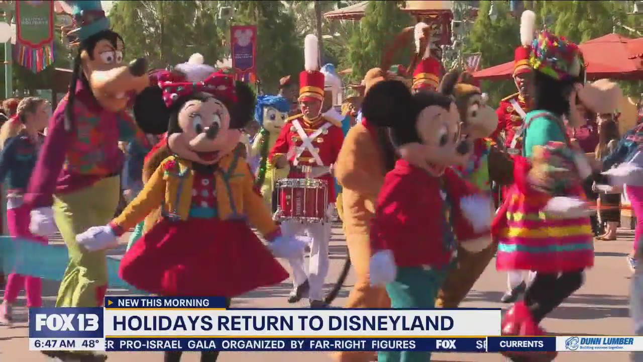 Holidays return to Disneyland