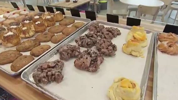 Burnsville donut shop adds 2nd spot in Lakeville