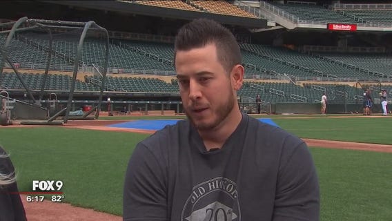 1-on-1 with Twins first baseman CJ Cron