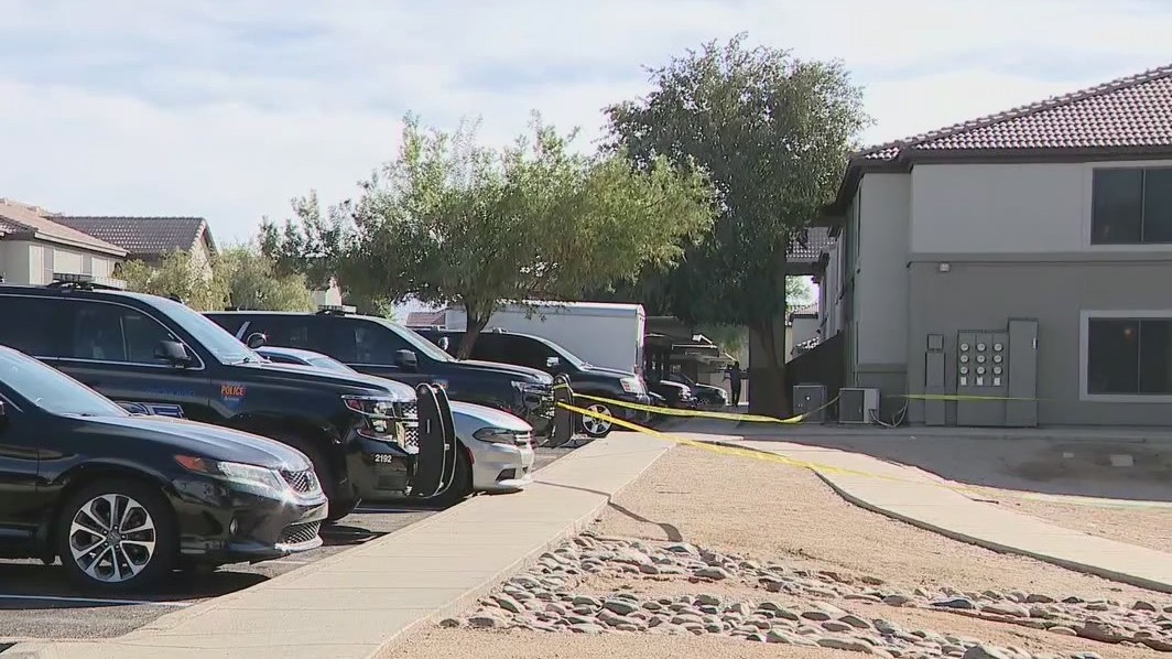 Woman found dead at Avondale apartment complex