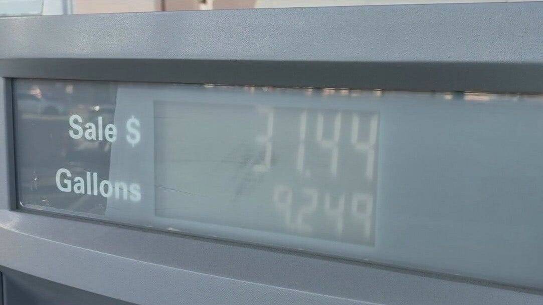 Gas prices in Arizona drops ahead of Christmas