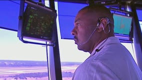 Lawmakers fight to keep pay for air traffic controllers during future shutdowns