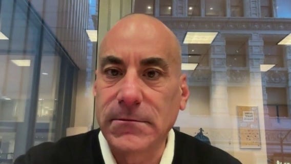 Cocktails to-go are here to stay — what it means for Illinois restaurants