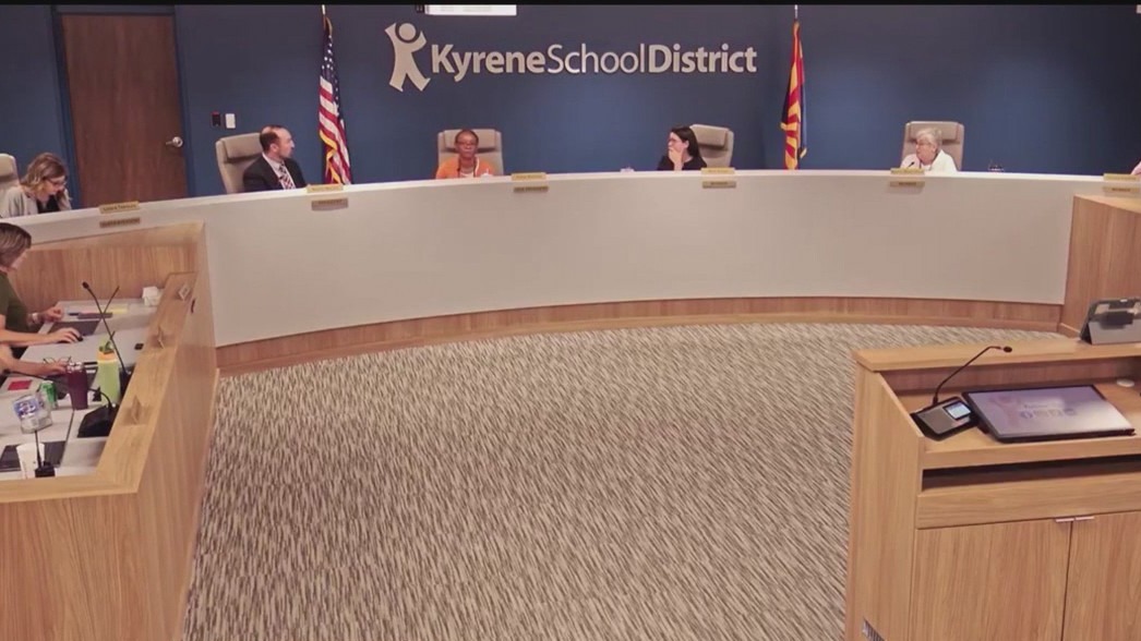 Kyrene parents push back on school closings