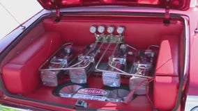 Checking out the lowrider hydraulics