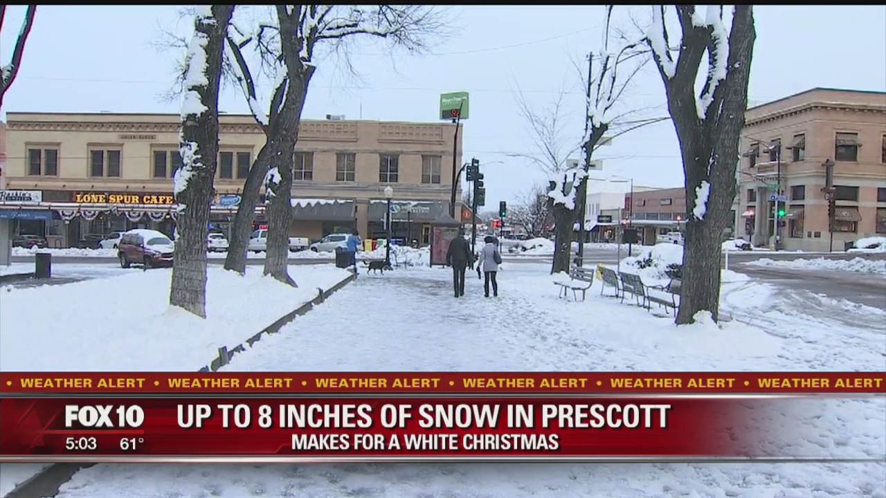 Snow falls on Arizona's high country making for a white Christmas