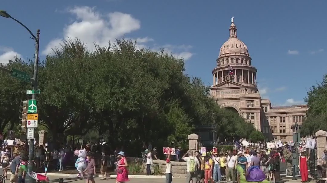 Groups call for Black Friday protest