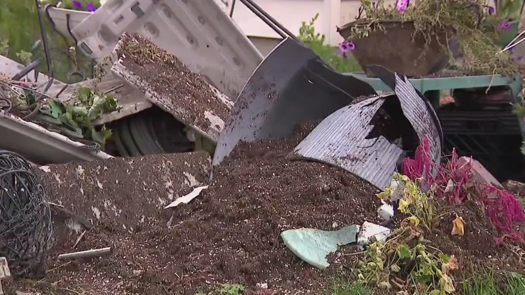 Reckless driver hits Milwaukee property again