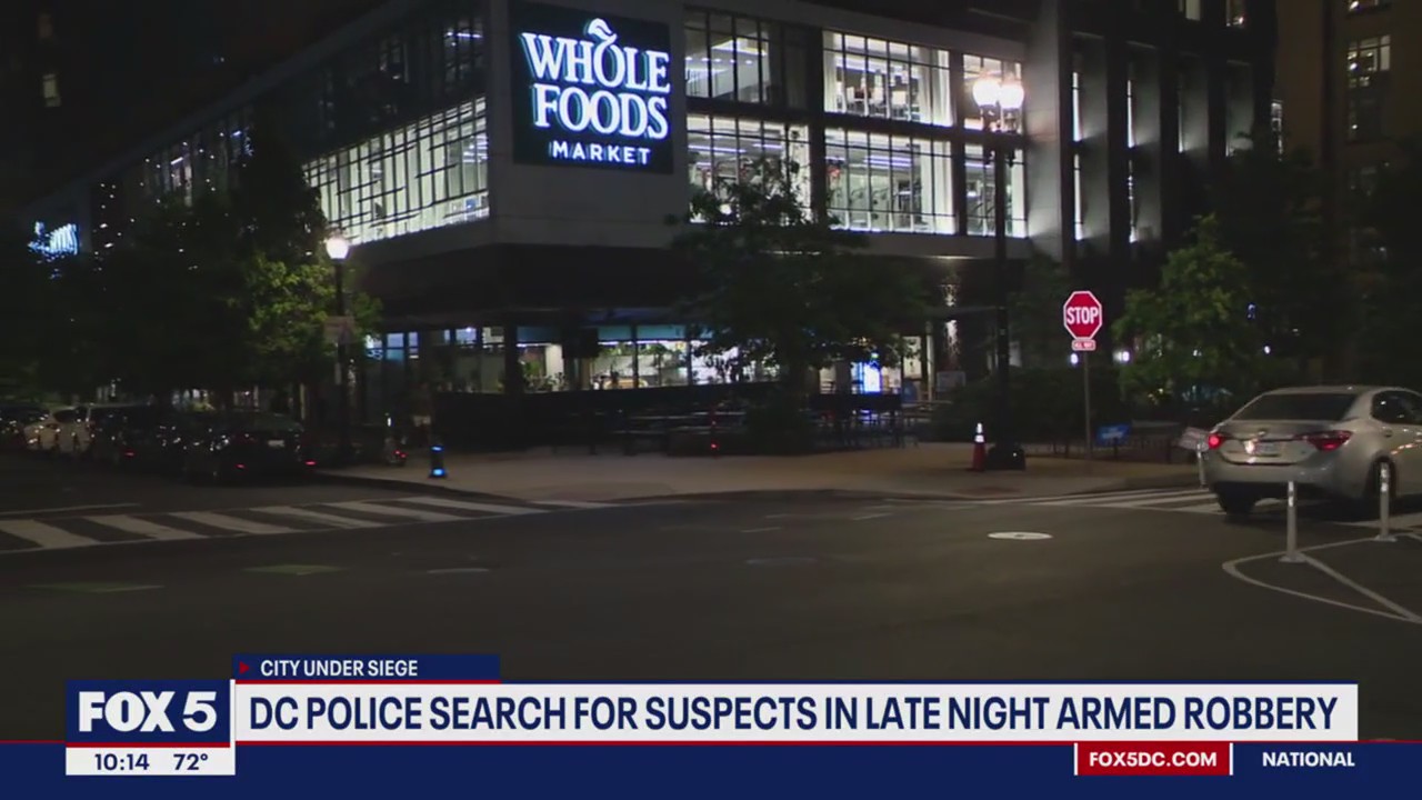 Congressional staffer allegedly robbed at gunpoint in Navy Yard | FOX 5 DC