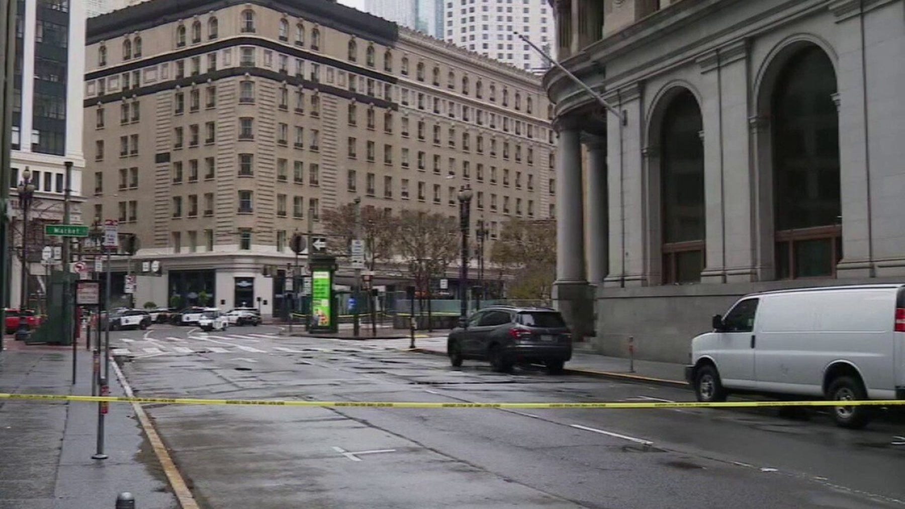 Suspect in custody after barricade at Palace Hotel in SF