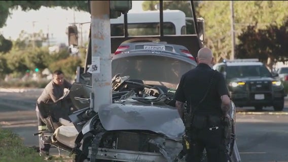Attempted robbery suspects speed away from Oakland crime scene and causes violent crash in Hayward