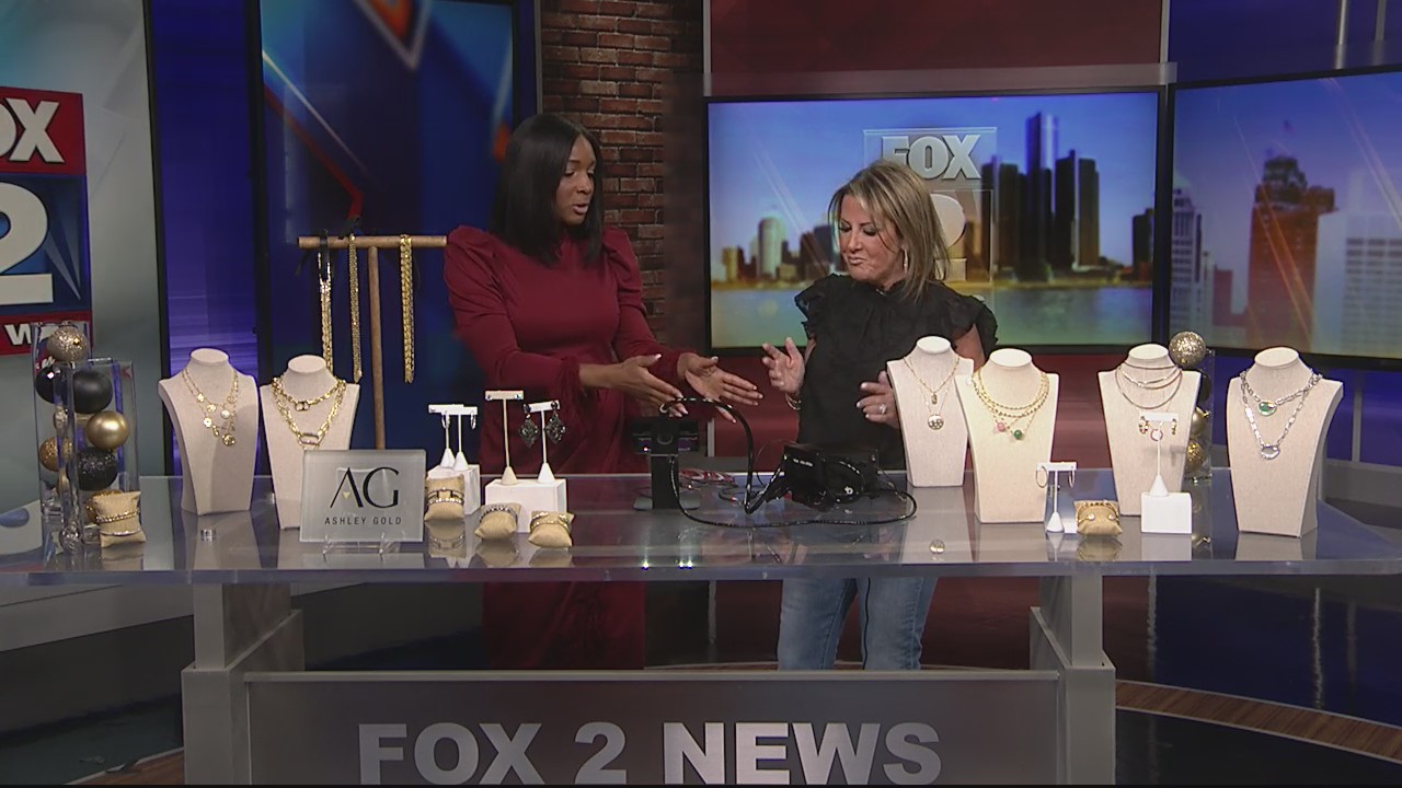 Get linked with a forever bracelet for the holiday's