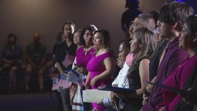 New U.S. citizens sworn in during Mesa ceremony