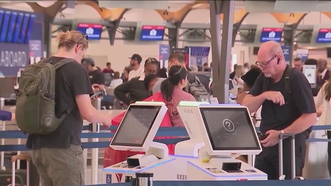 Labor Day travel: Expect crowded airports and full flights