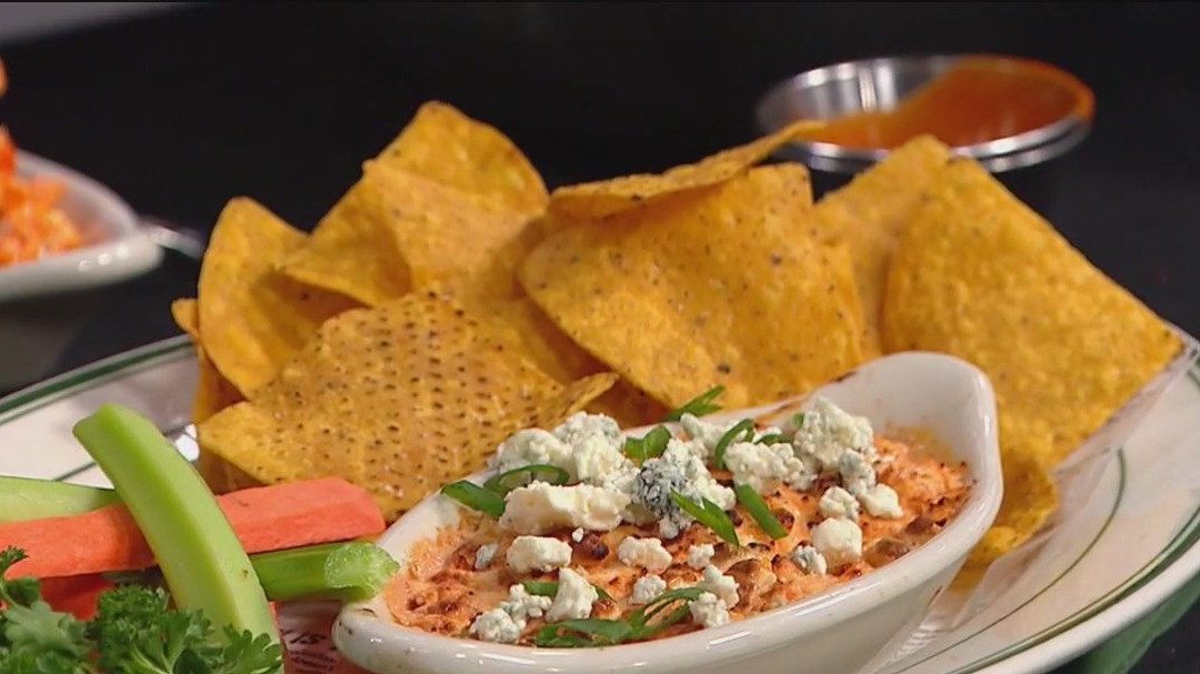 Chicago area chef whips up tasty Super Bowl food options