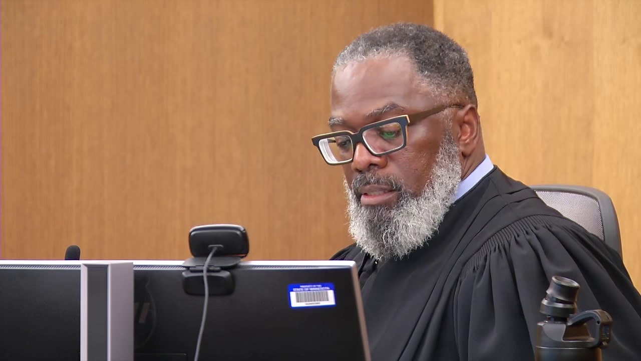 Judge rejects controversial plea deal [FULL]