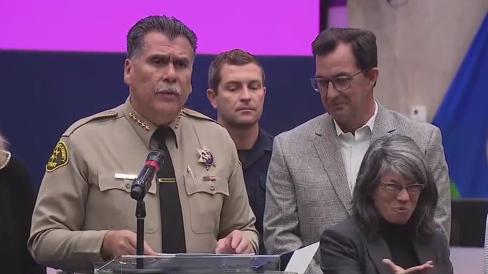 Sheriff Luna talks security in fire zones