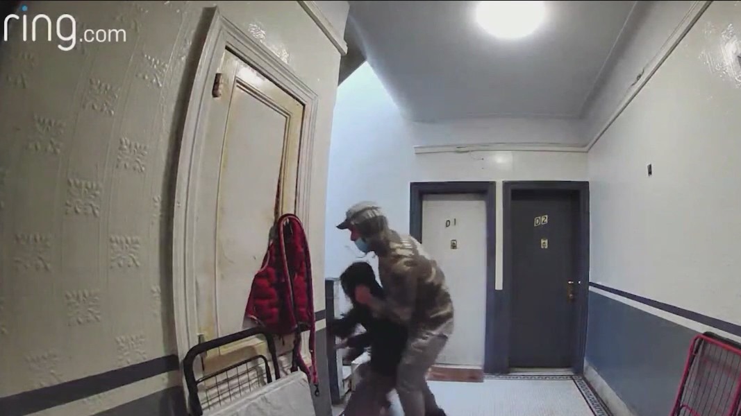 Attempted abduction in Queens caught on camera