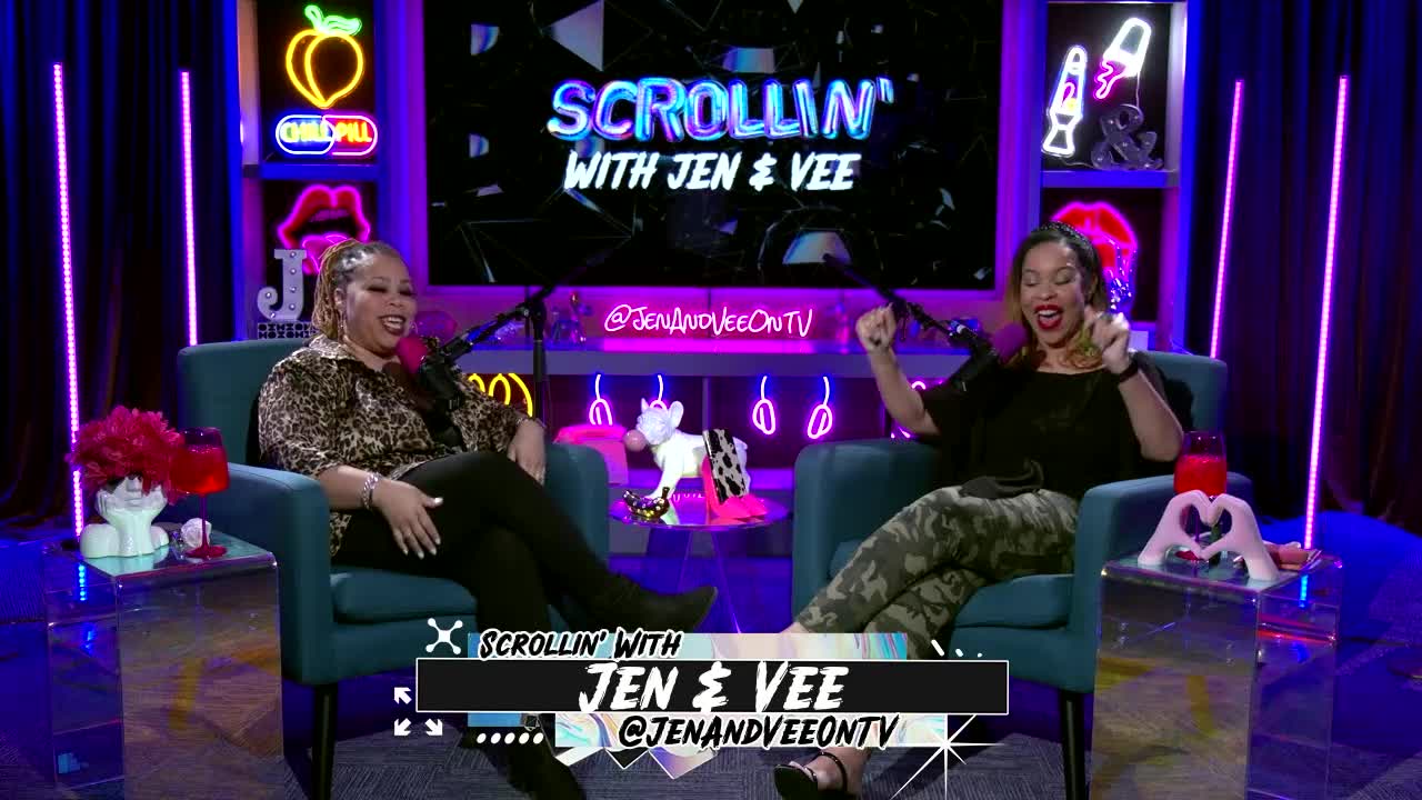 Spit on MyTaco | Scrollin' With Jen & Vee