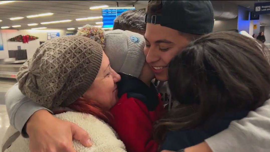 Marine welcomed home for the holidays at O’Hare International Airport