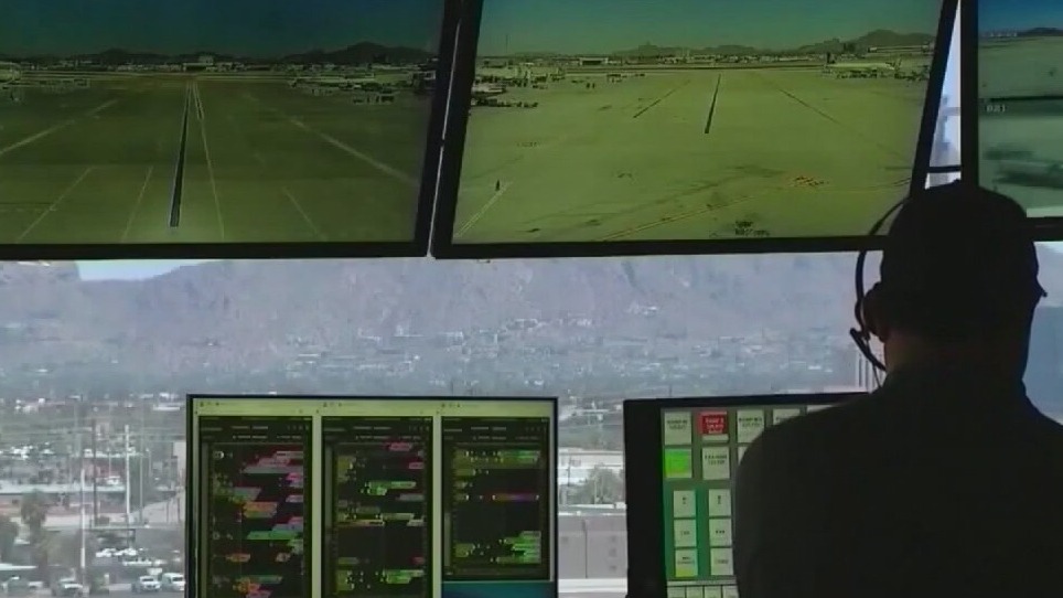 New bill aims to protect air traffic controllers